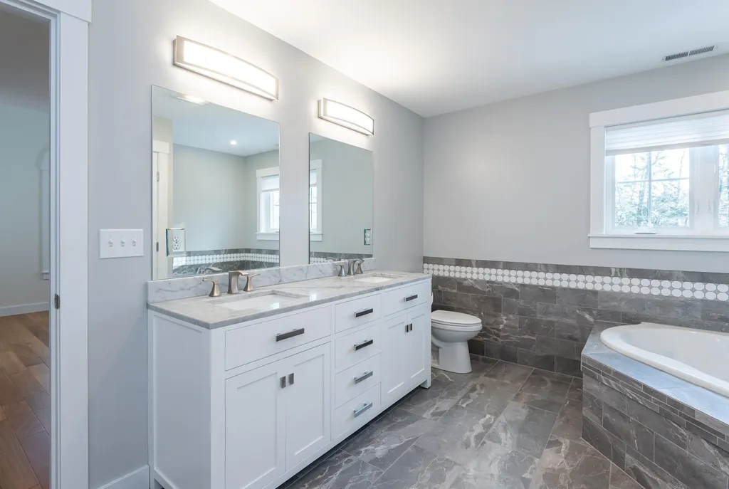 84 Heritage Hill Road Holderness NH 03245