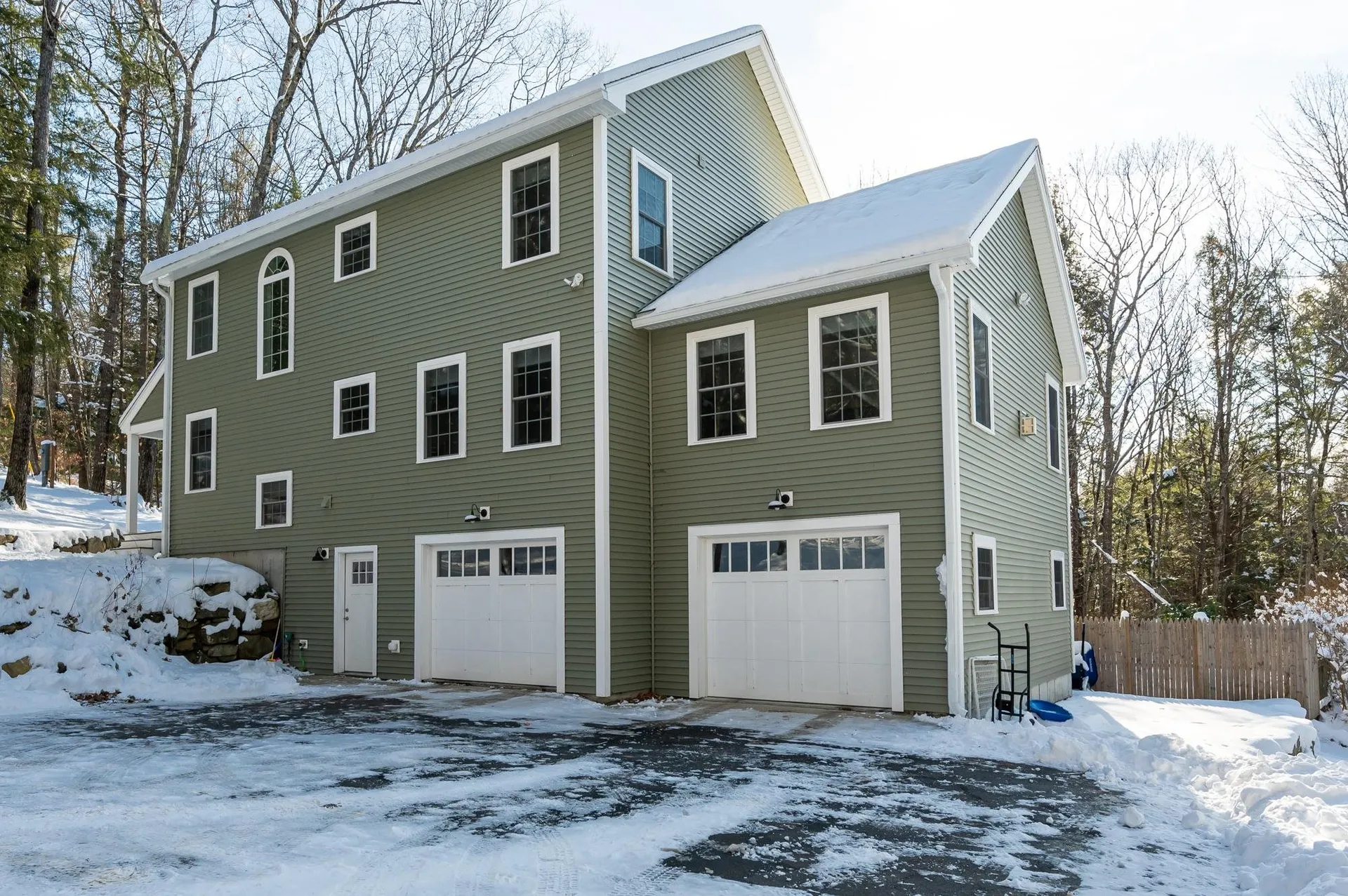 84 Heritage Hill Road Holderness NH 03245