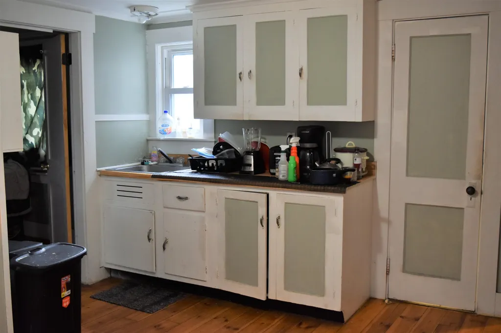 140 Court Street Laconia NH 03246