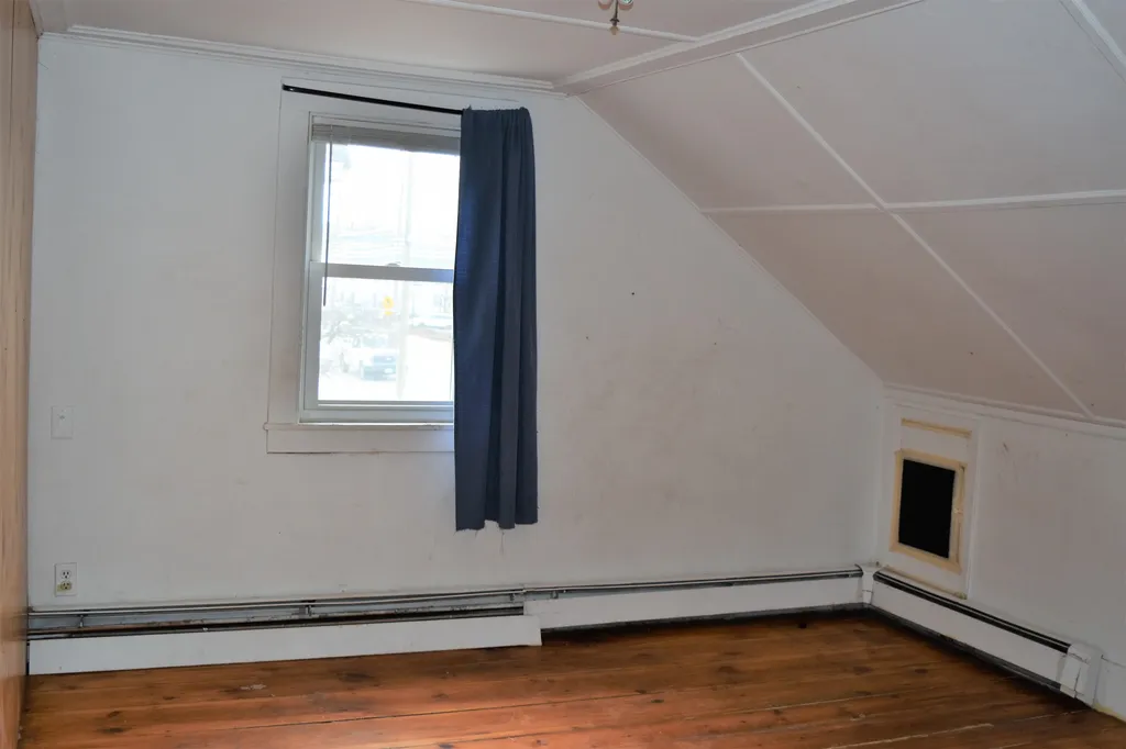 140 Court Street Laconia NH 03246
