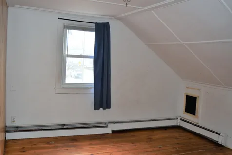 140 Court Street Laconia NH 03246
