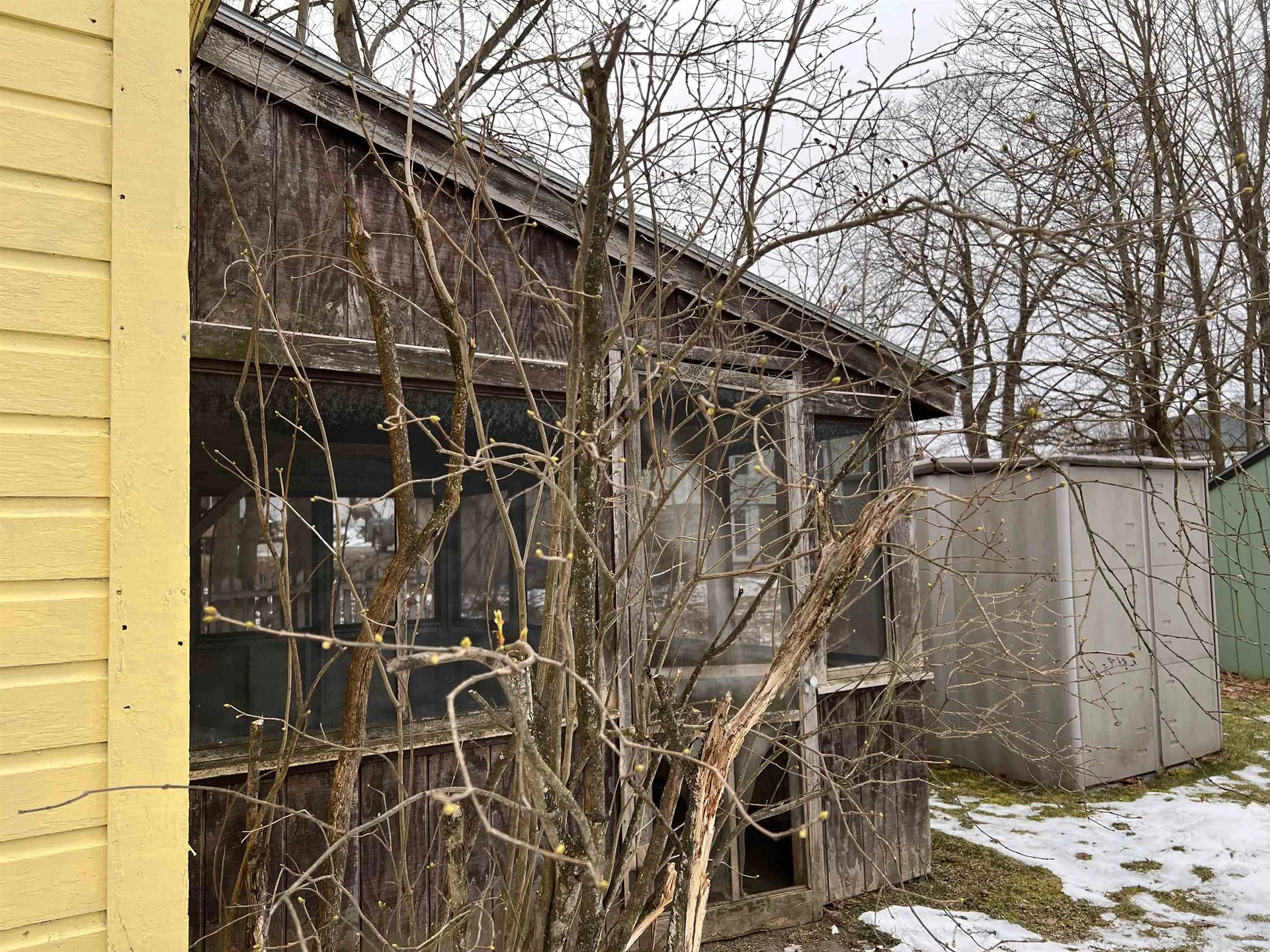 20 Edgewood Street Claremont NH 03743