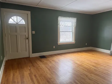 20 Edgewood Street Claremont NH 03743