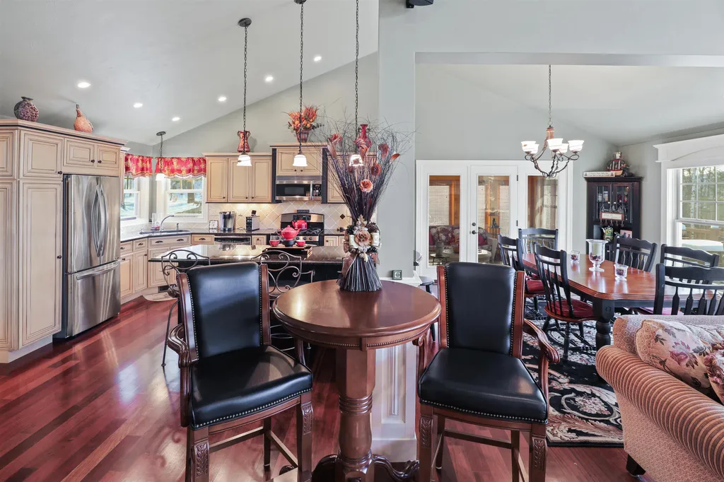 30 Lilac Lane Campton NH 03223