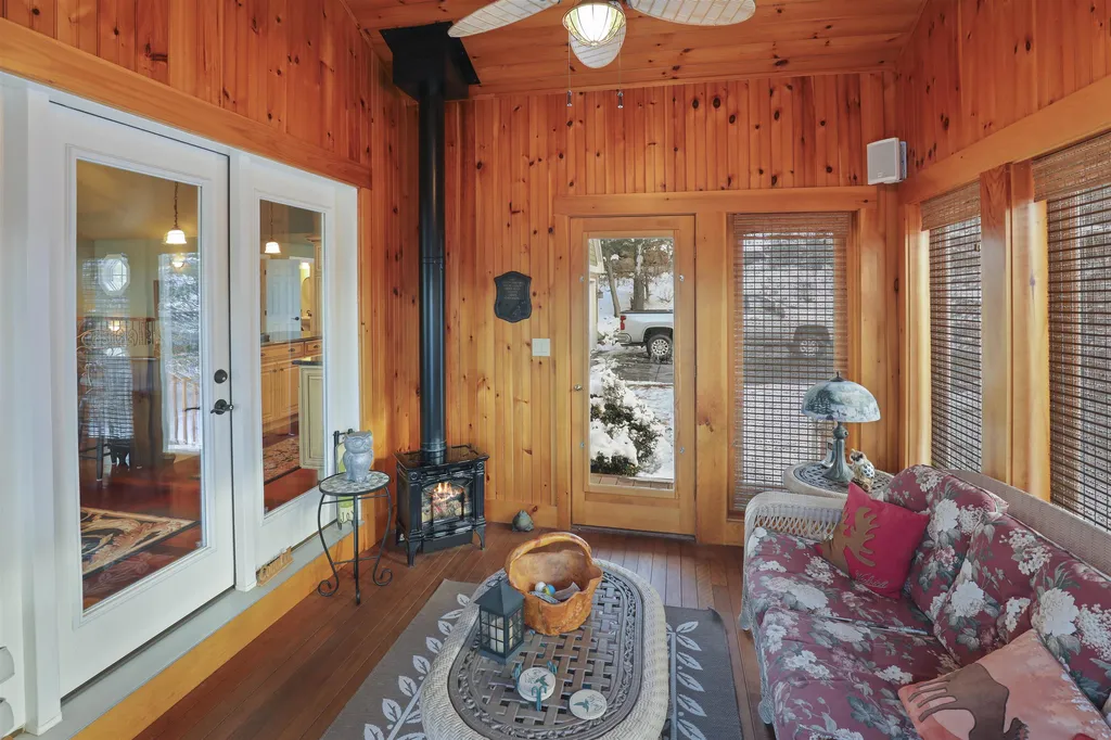 30 Lilac Lane Campton NH 03223