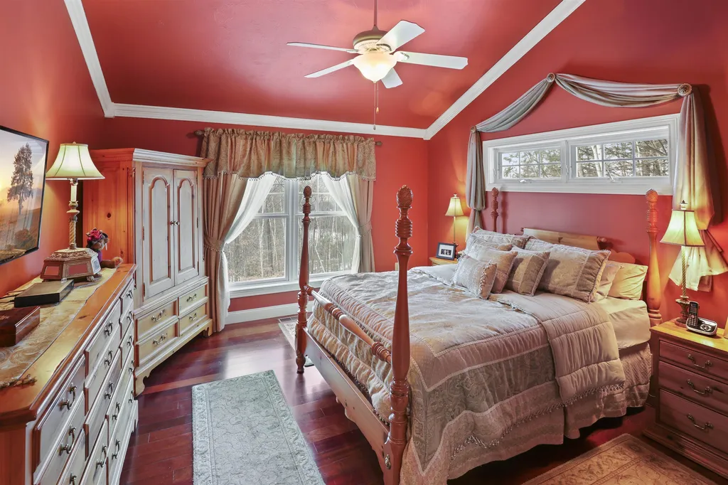 30 Lilac Lane Campton NH 03223