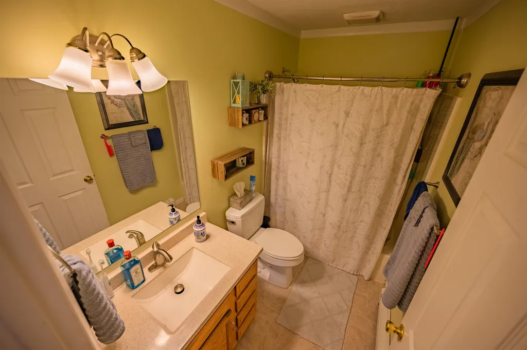 33 Country Way Barre City VT 05641