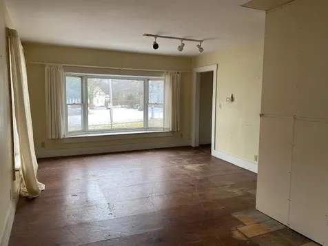 23 Pleasant Street Brattleboro VT 05301