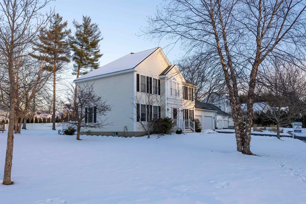 4 Aspen Drive Somersworth NH 03878