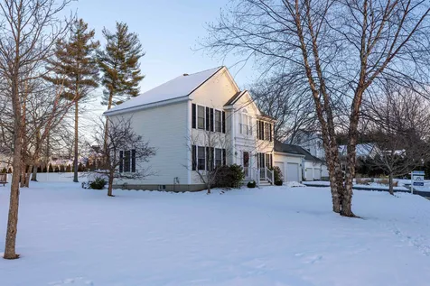 4 Aspen Drive Somersworth NH 03878