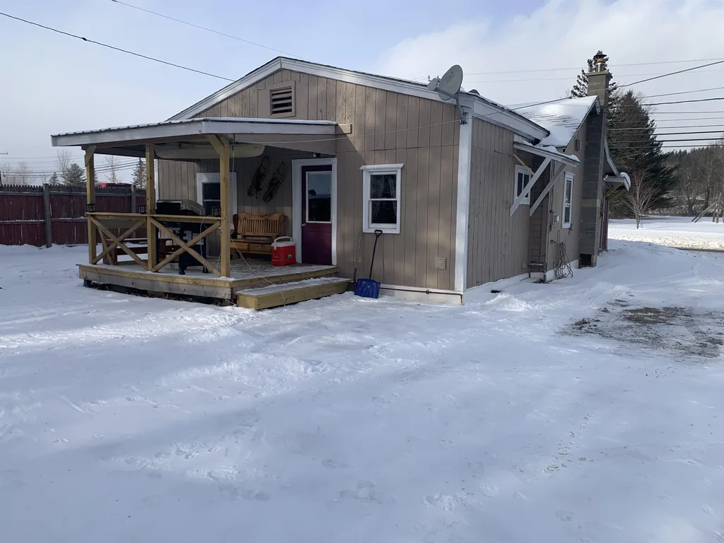 48 Route 26 Colebrook NH 03576
