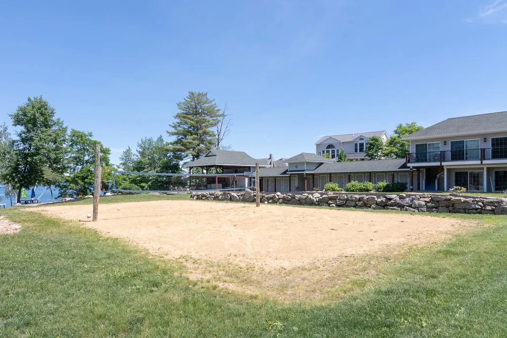55 Deadreckoning Point Laconia NH 03246