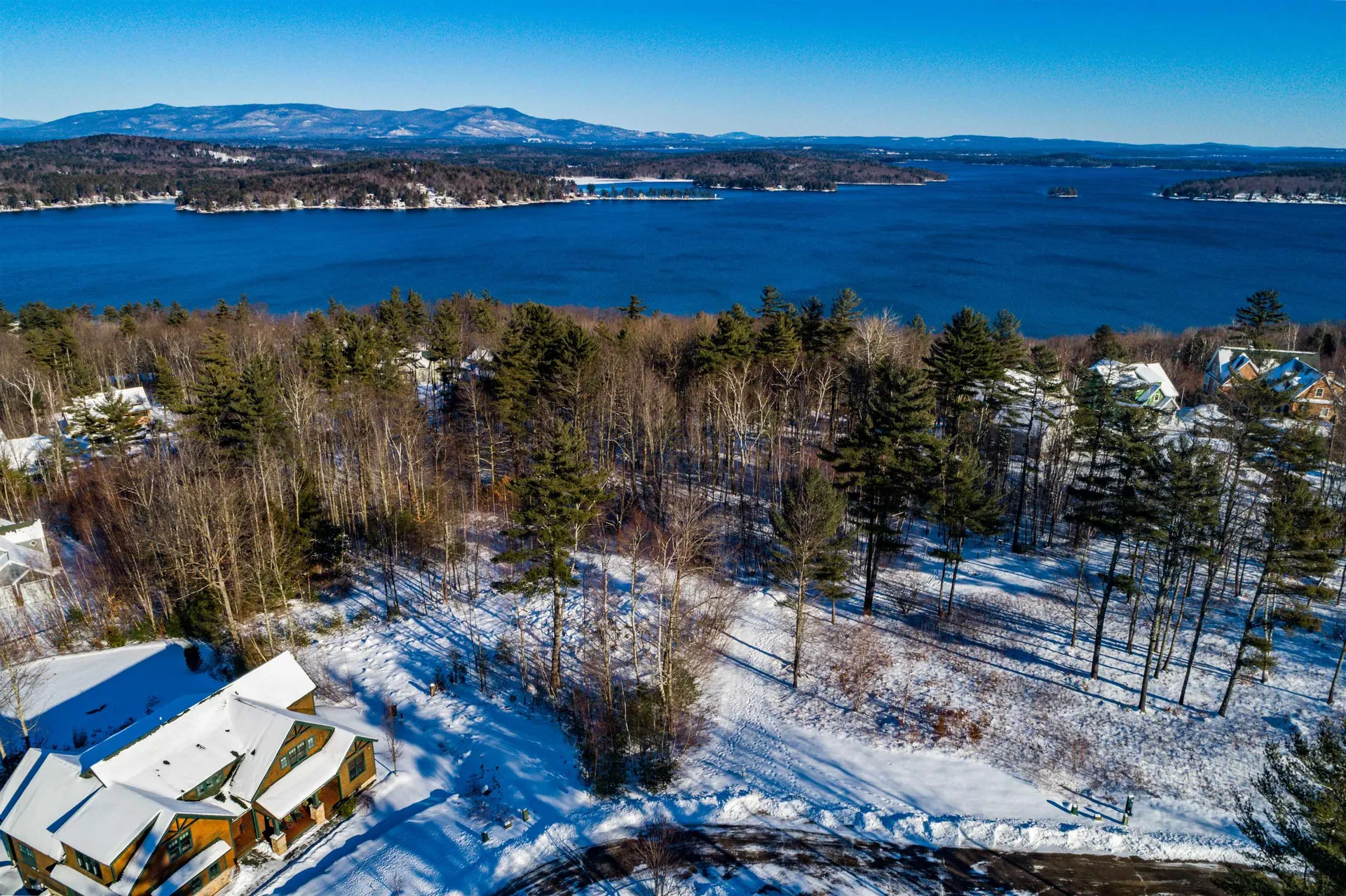 55 Deadreckoning Point Laconia NH 03246