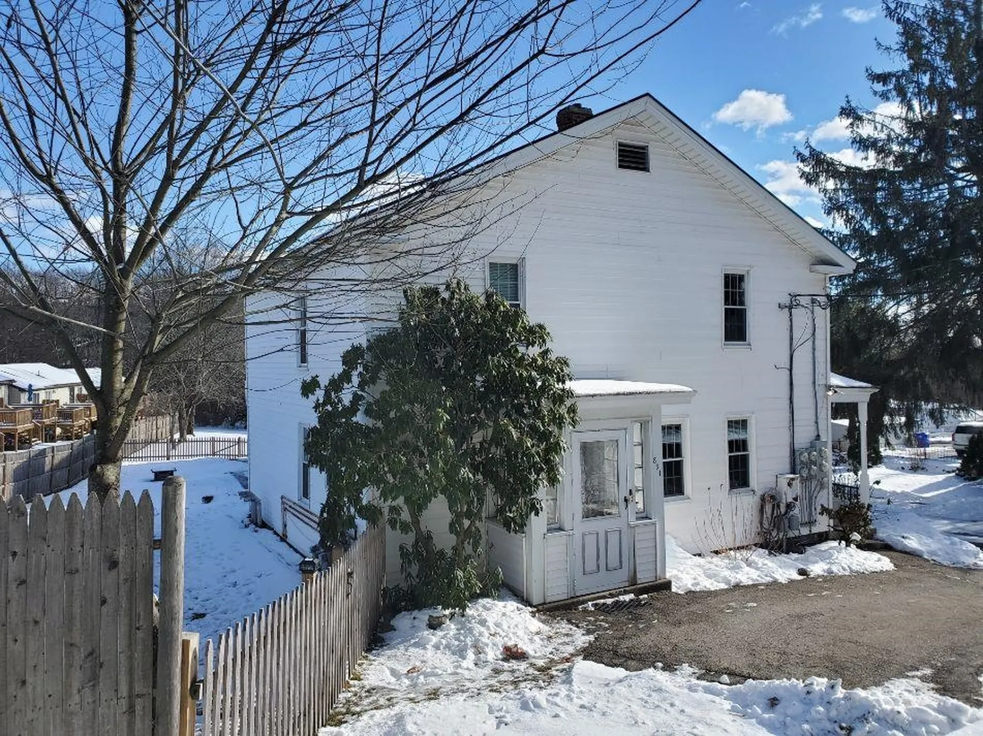 891 Mammoth Road Manchester NH 03104
