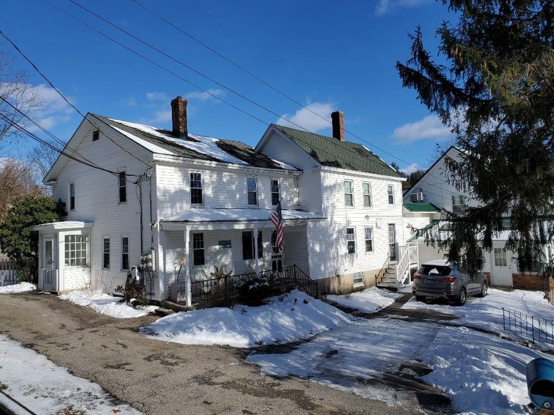 891 Mammoth Road Manchester NH 03104