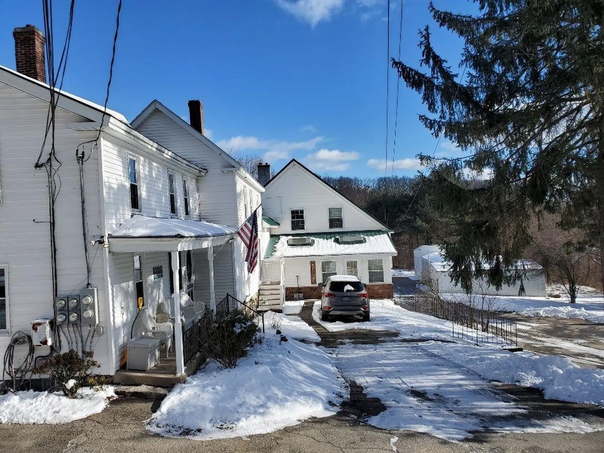 891 Mammoth Road Manchester NH 03104
