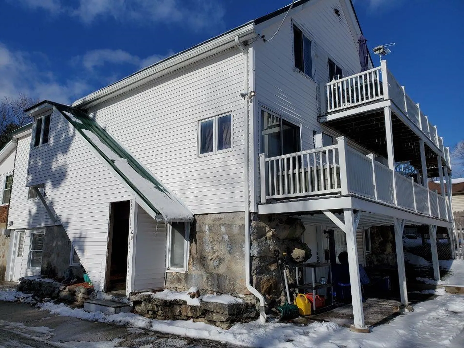 891 Mammoth Road Manchester NH 03104