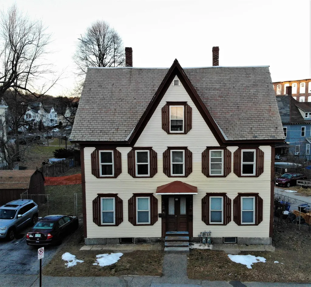 6 Montcalm Street Manchester NH 03102