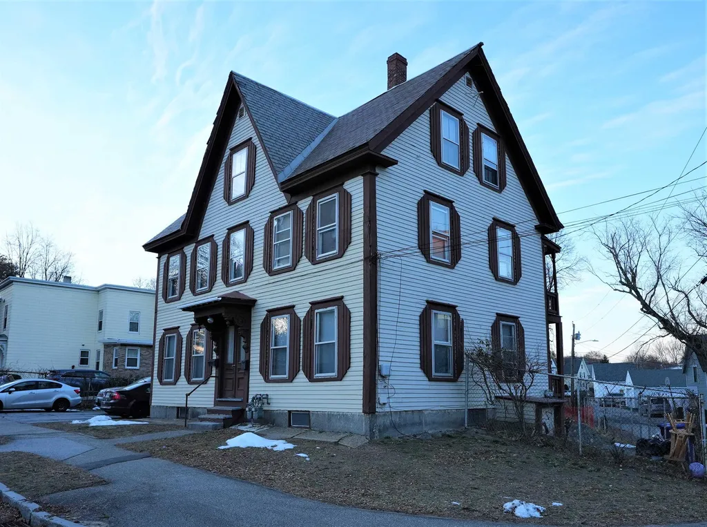 6 Montcalm Street Manchester NH 03102