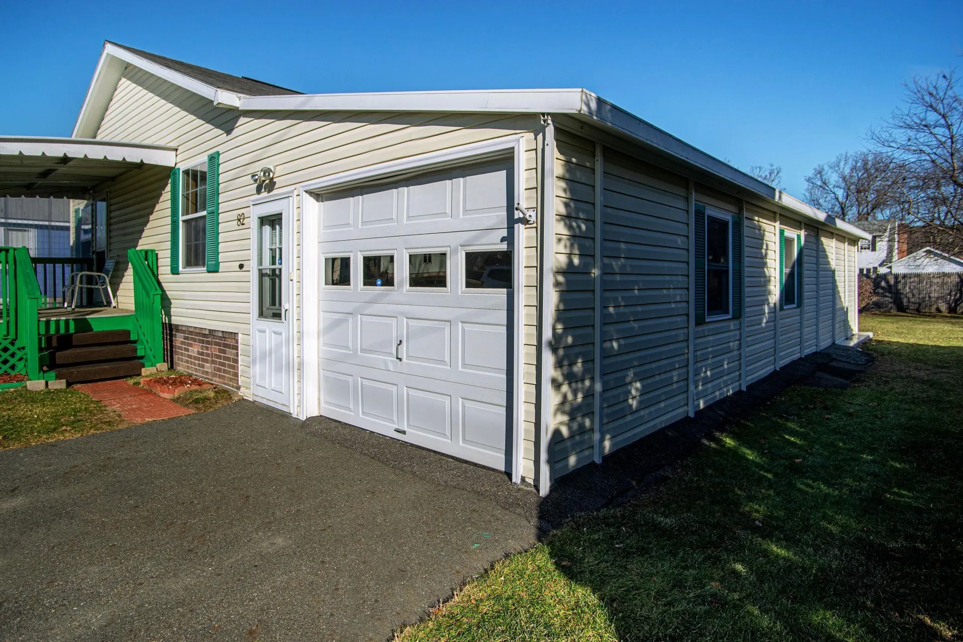 82 Moreland Avenue Brattleboro VT 05301