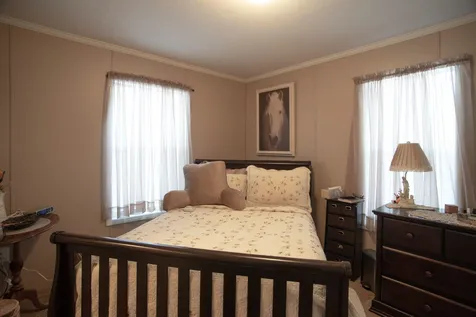 17 Robbins Street Hinsdale NH 03451