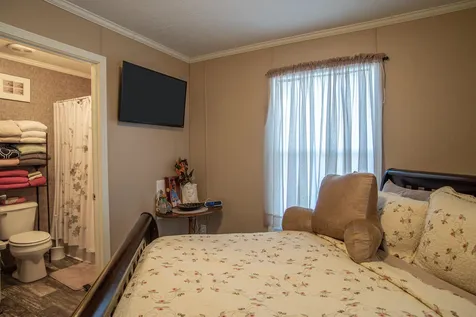 17 Robbins Street Hinsdale NH 03451