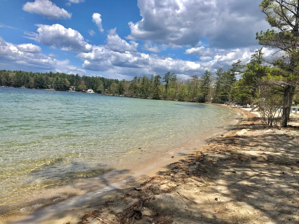28 Woodvale Road Moultonborough NH 03854
