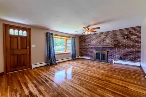8 Bluebird Lane Atkinson NH 03811