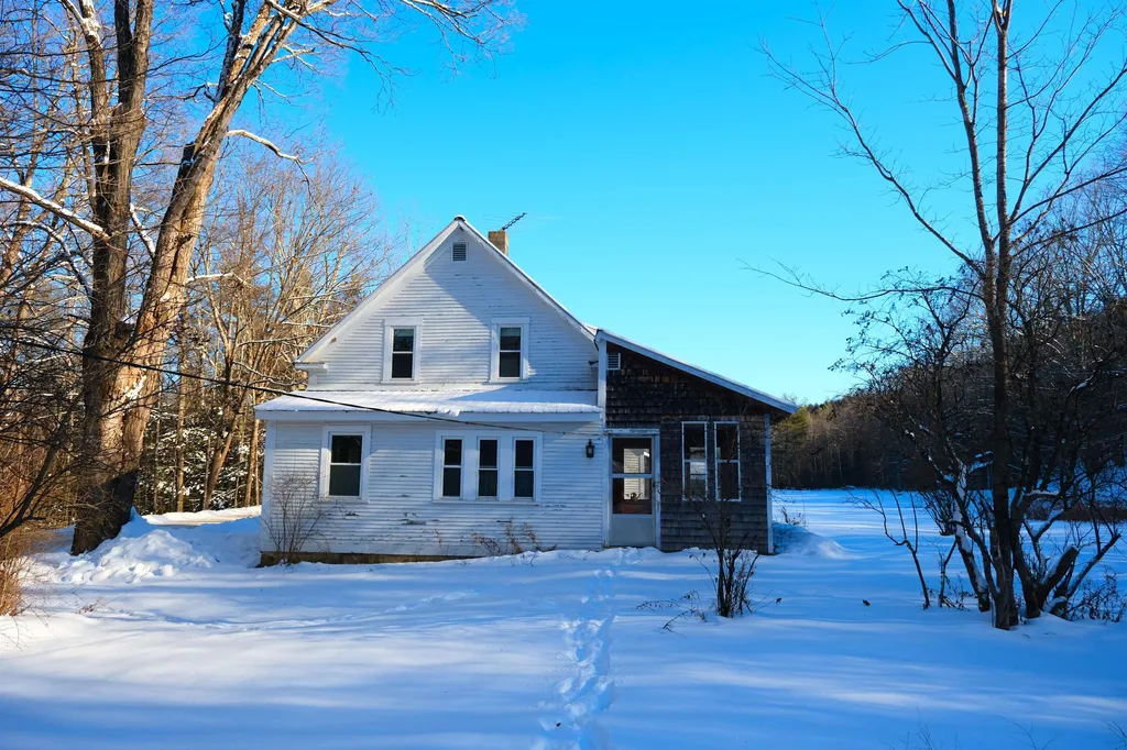 139 Borough Road Hill NH 03243