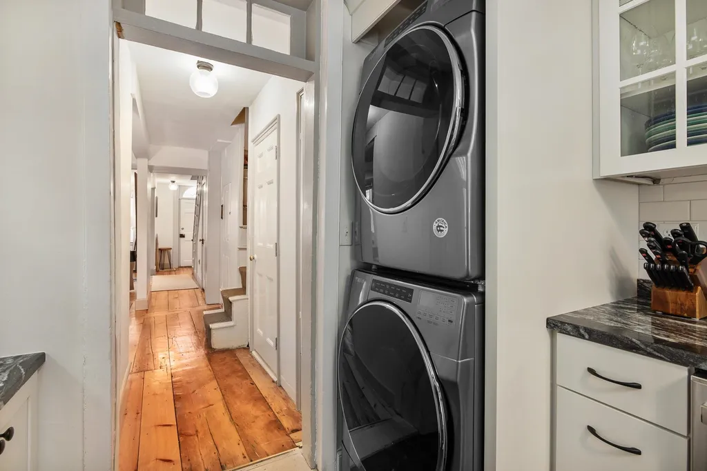 11 Sheafe Street Portsmouth NH 03801