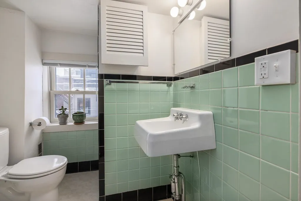 11 Sheafe Street Portsmouth NH 03801