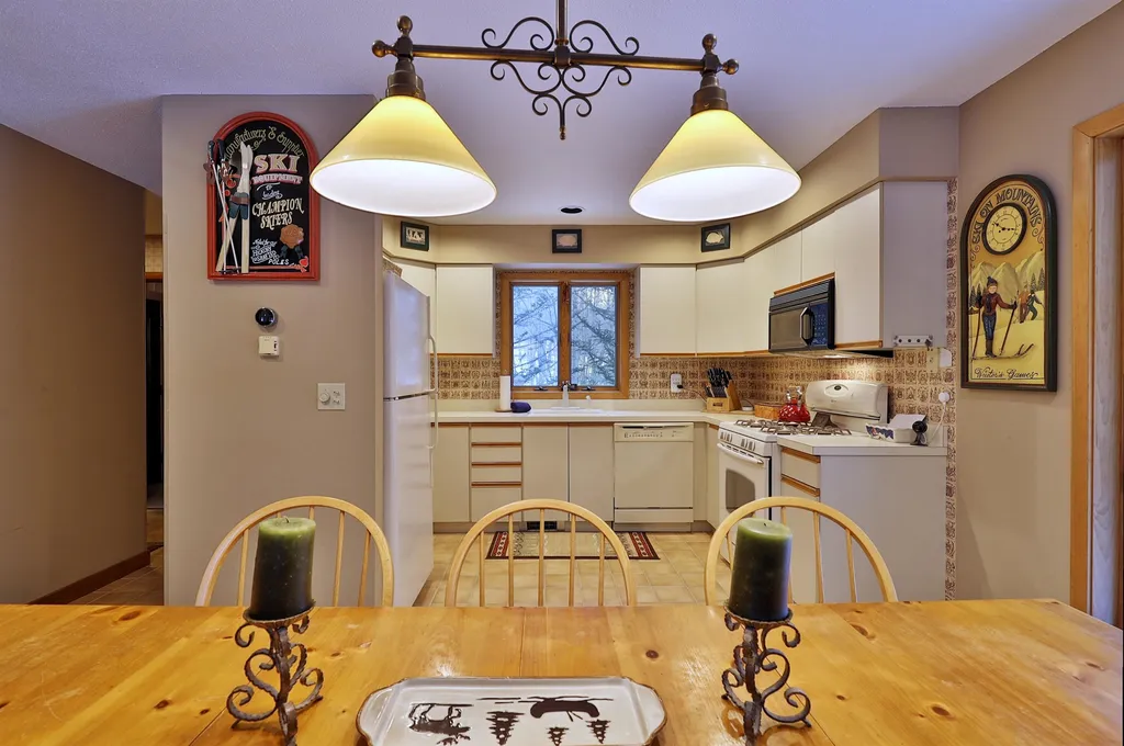 23 Hunny Tree Road Killington VT 05751