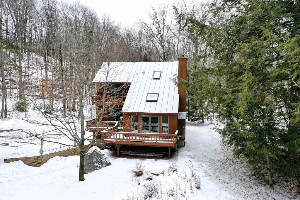 23 Hunny Tree Road Killington VT 05751