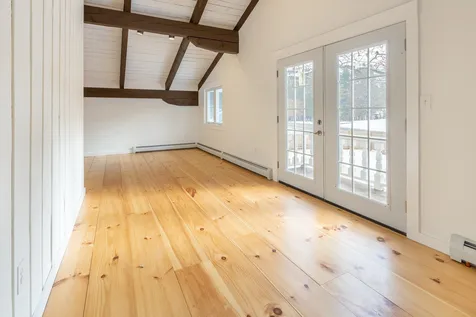 190 Vt Route 11 Peru VT 05152