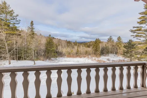 190 Vt Route 11 Peru VT 05152