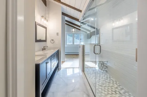 190 Vt Route 11 Peru VT 05152