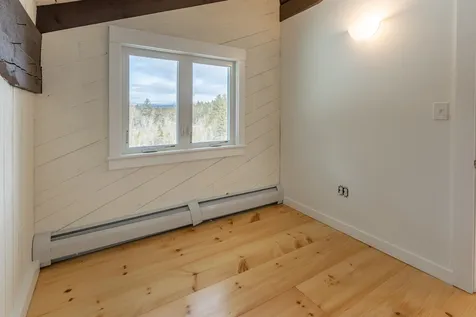 190 Vt Route 11 Peru VT 05152