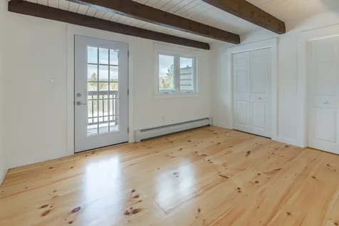 190 Vt Route 11 Peru VT 05152