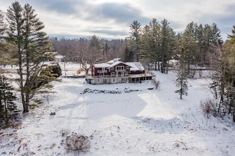 190 Vt Route 11 Peru VT 05152