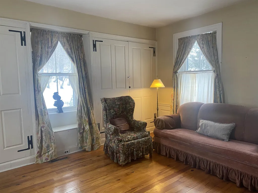 72 Pleasant Street Woodstock VT 05091