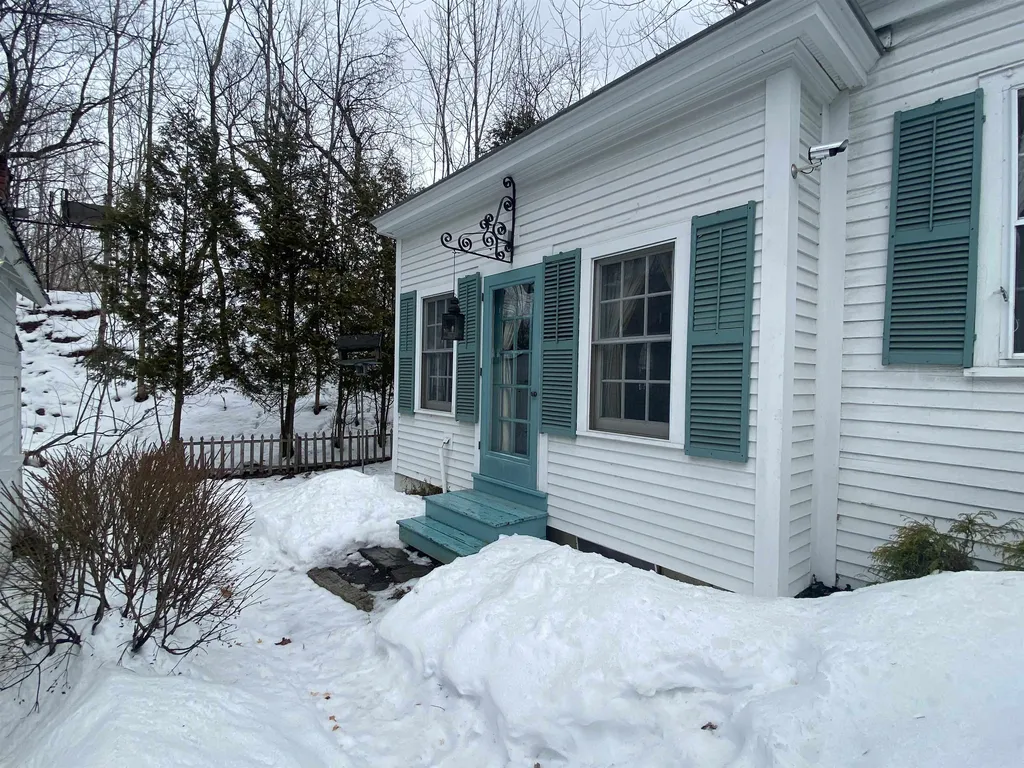 72 Pleasant Street Woodstock VT 05091