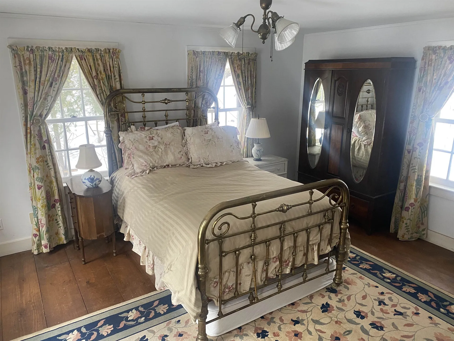 72 Pleasant Street Woodstock VT 05091