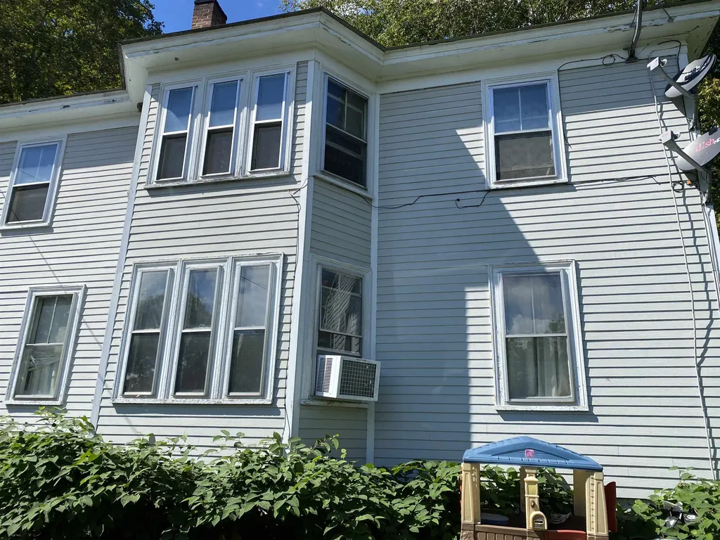 38 Hillcrest Terrace Hartford VT 05001