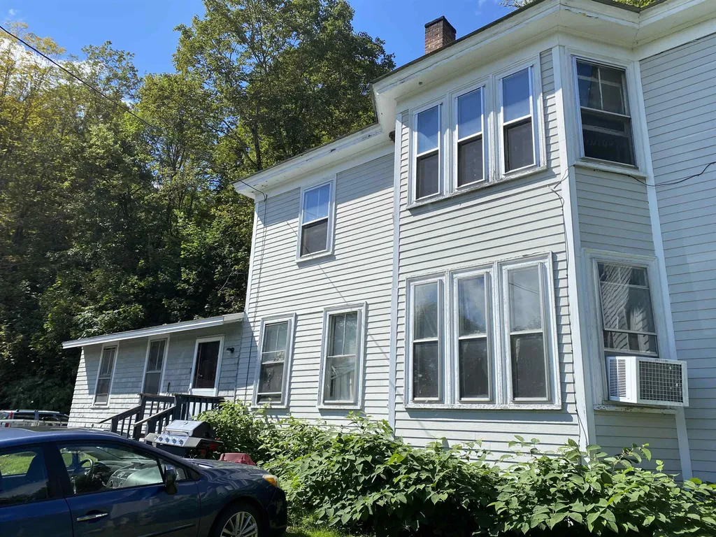 38 Hillcrest Terrace Hartford VT 05001