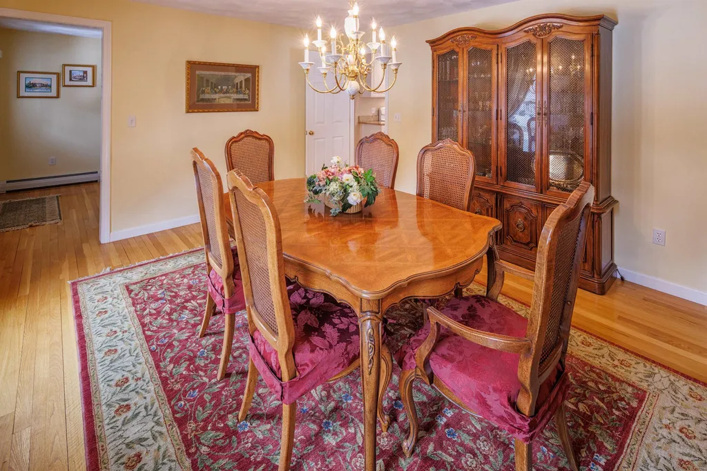 26 Hubbard Road Dover NH 03820