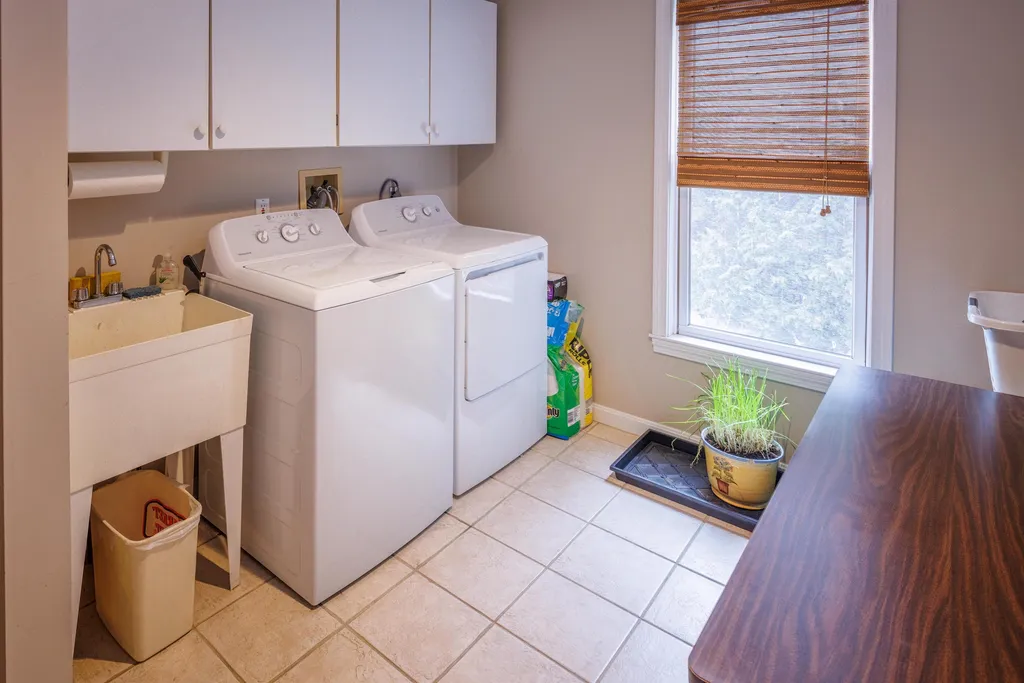 26 Hubbard Road Dover NH 03820