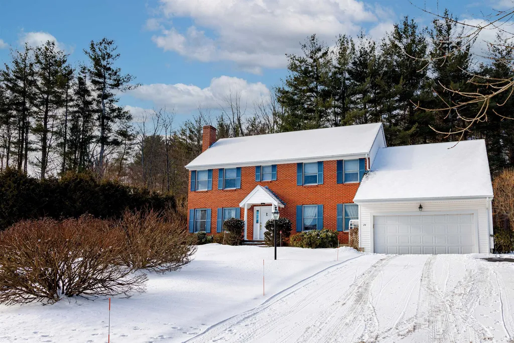 26 Hubbard Road Dover NH 03820