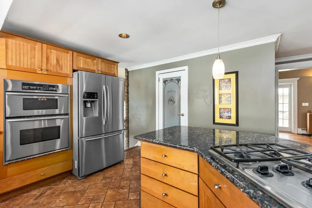 2 Smith Farm Road Stratham NH 03885