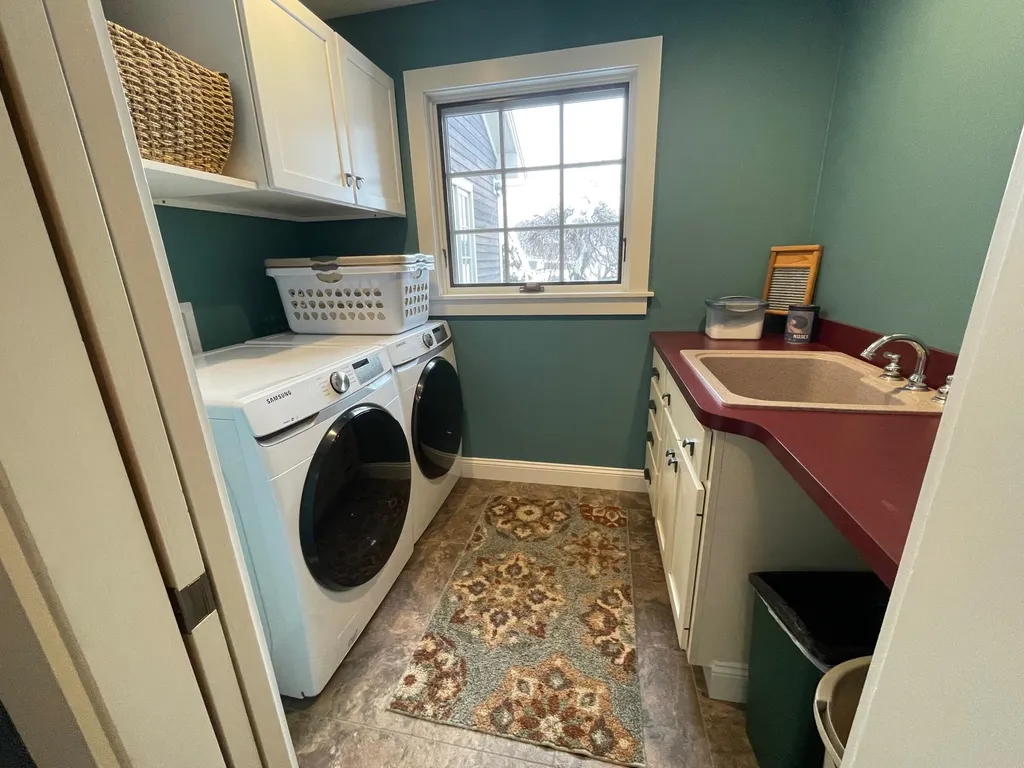 50 Pierson Drive Fairlee VT 05045