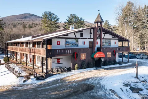 4361 Mountain Road Stowe VT 05672